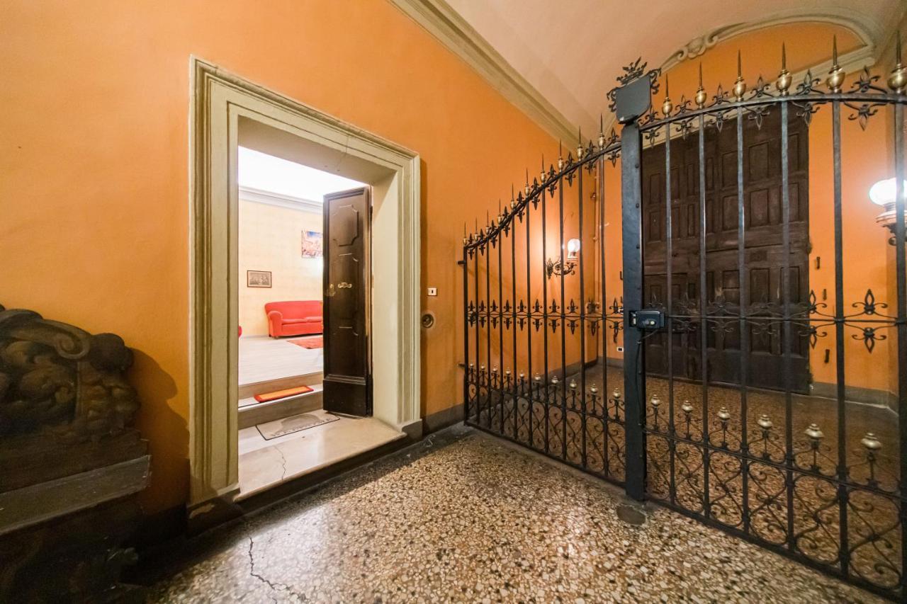 Lussuoso Appartamento Nel Cuore Di Bologna Exteriör bild